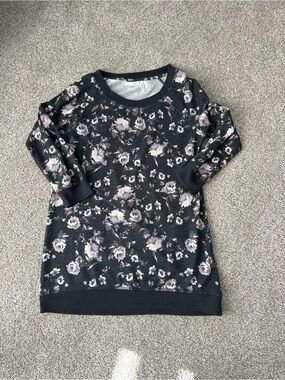 Black Floral Crewneck 3/4 Sleeve sweatshirt with Pink Accents